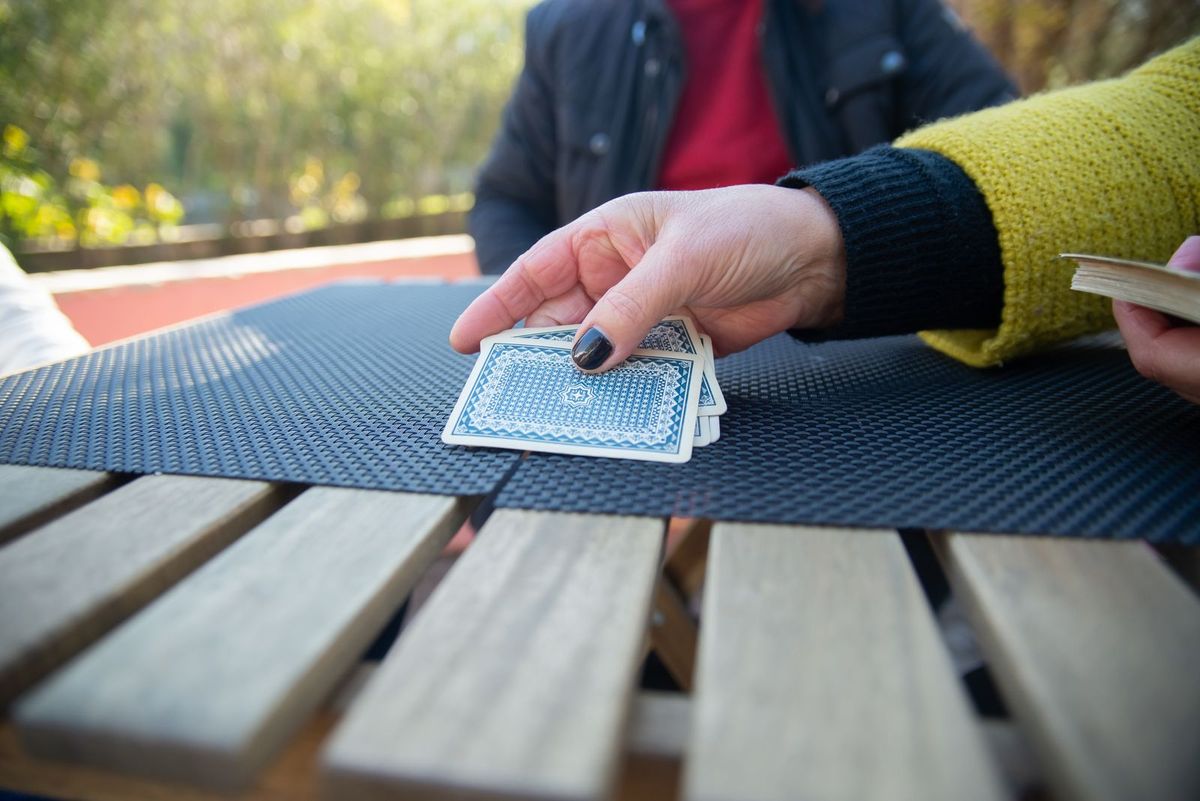Premium playing cards & games — gift idea for retirees
