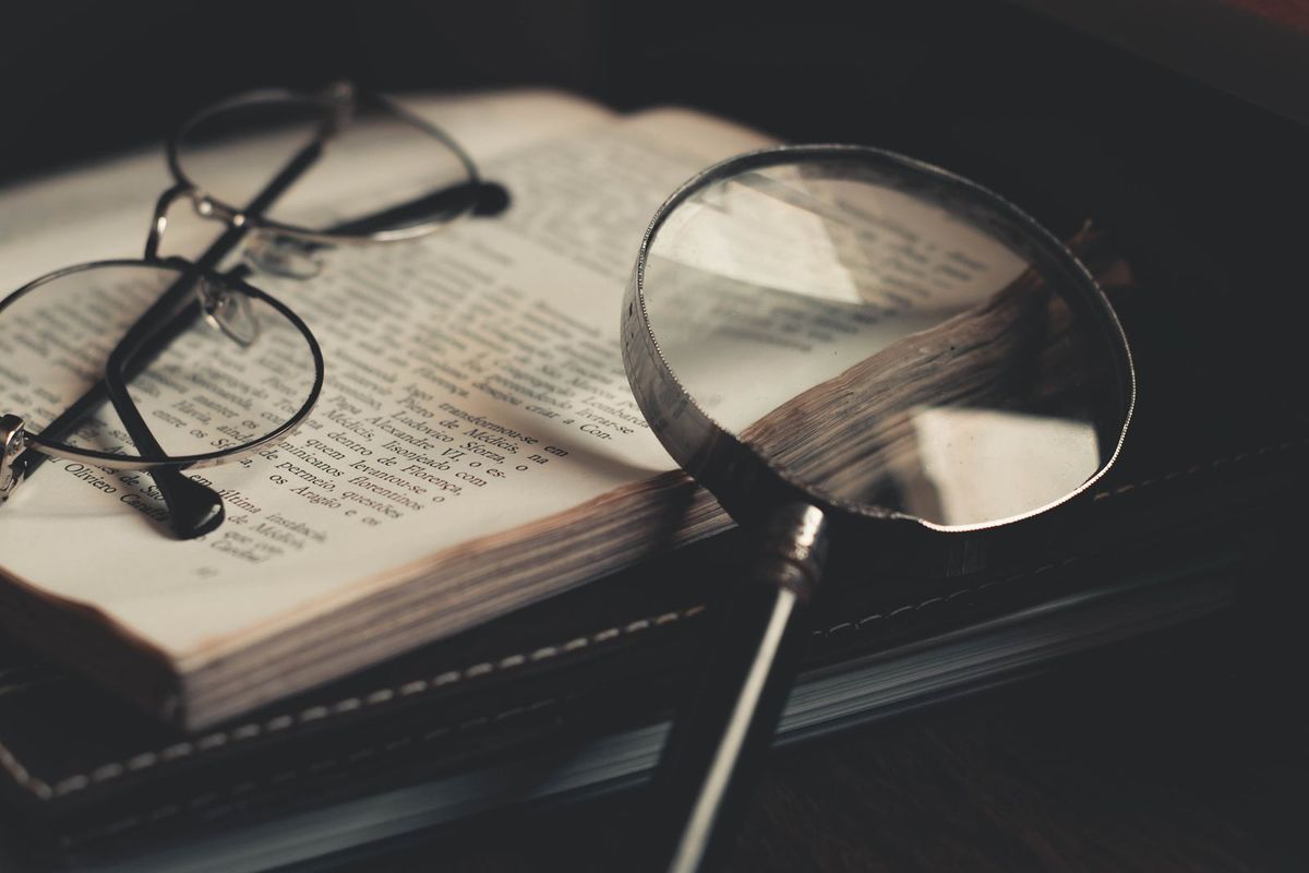 Lighted handheld magnifier — practical gift for seniors