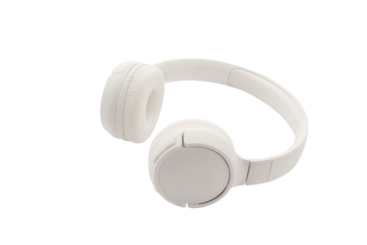 Noise-canceling headphones — travel gift for seniors