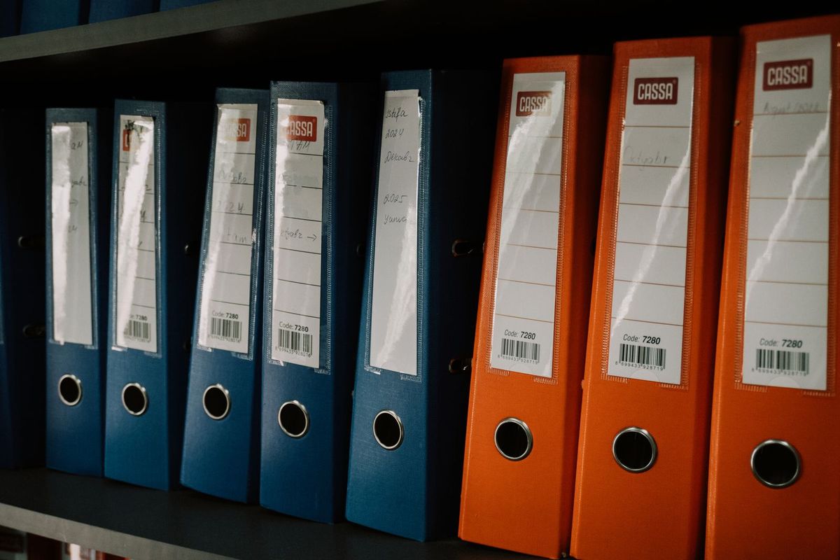 The Best End-of-Life Planner (2026): An Honest Comparison of Paper, Book & Digital