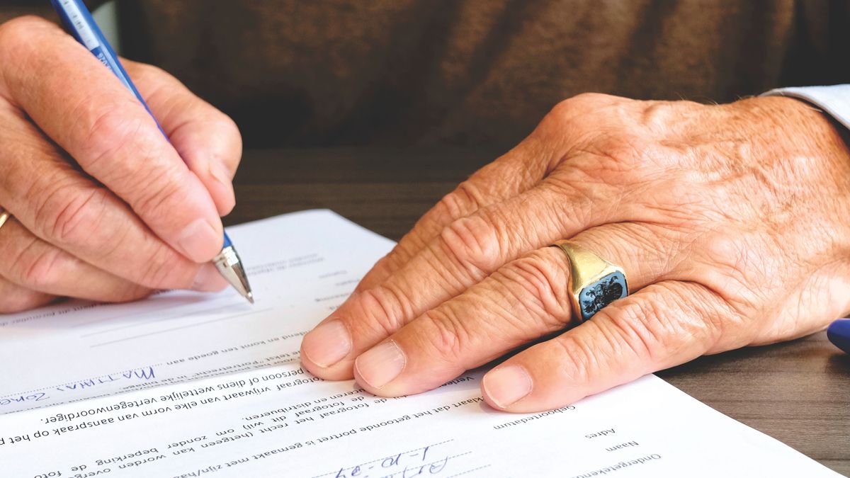 Power of Attorney: What It Is and Who Needs One