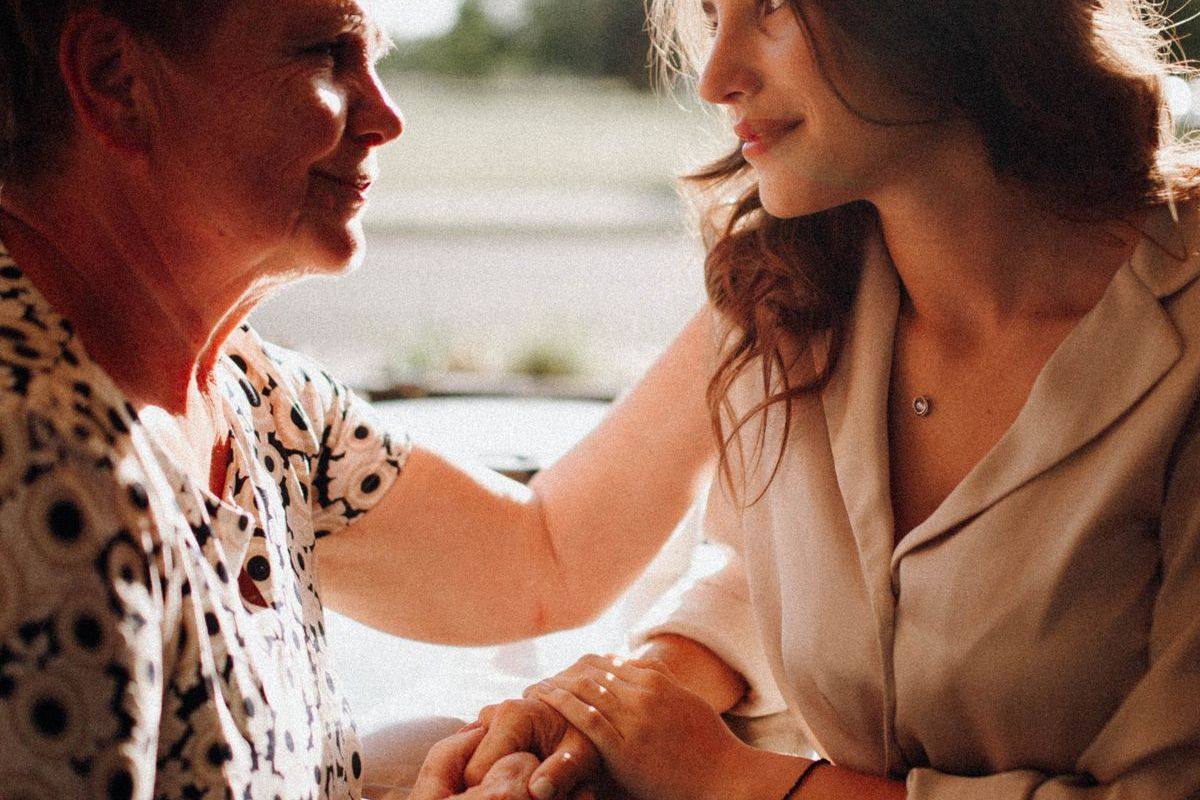 Questions to Ask Your Aging Parents: The Complete Checklist