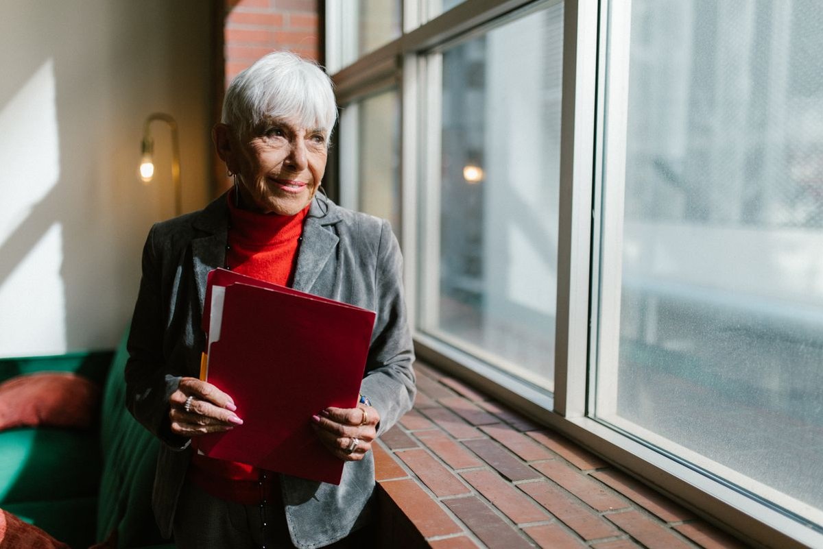 Social Security for Divorced Women: The Rules No One Explains
