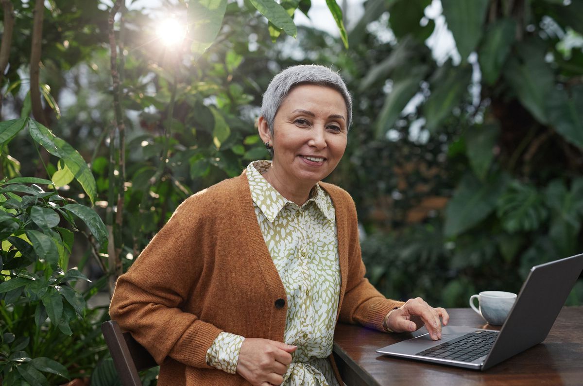 Which Social Security Benefit Should You Claim, and When?